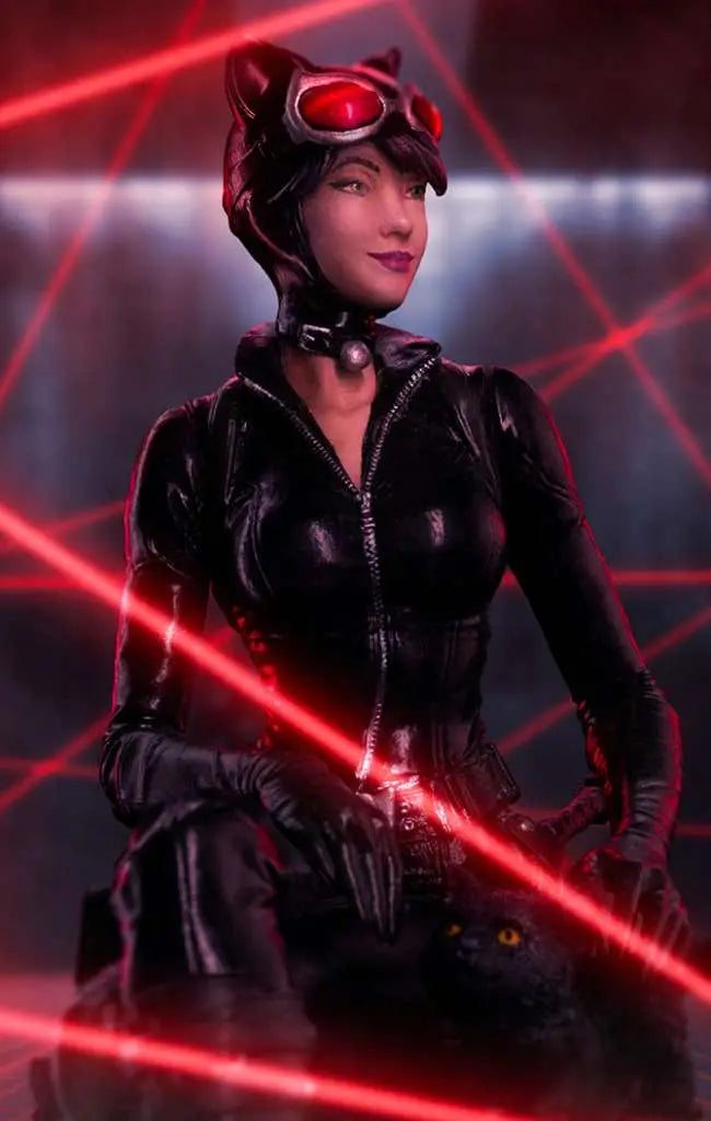 GOTHAM CITY SIRENS CATWOMAN 1/10 Estatua Frikytopia