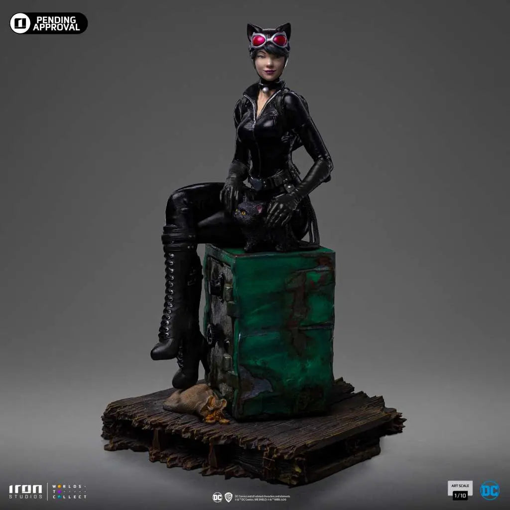 GOTHAM CITY SIRENS CATWOMAN 1/10 Estatua