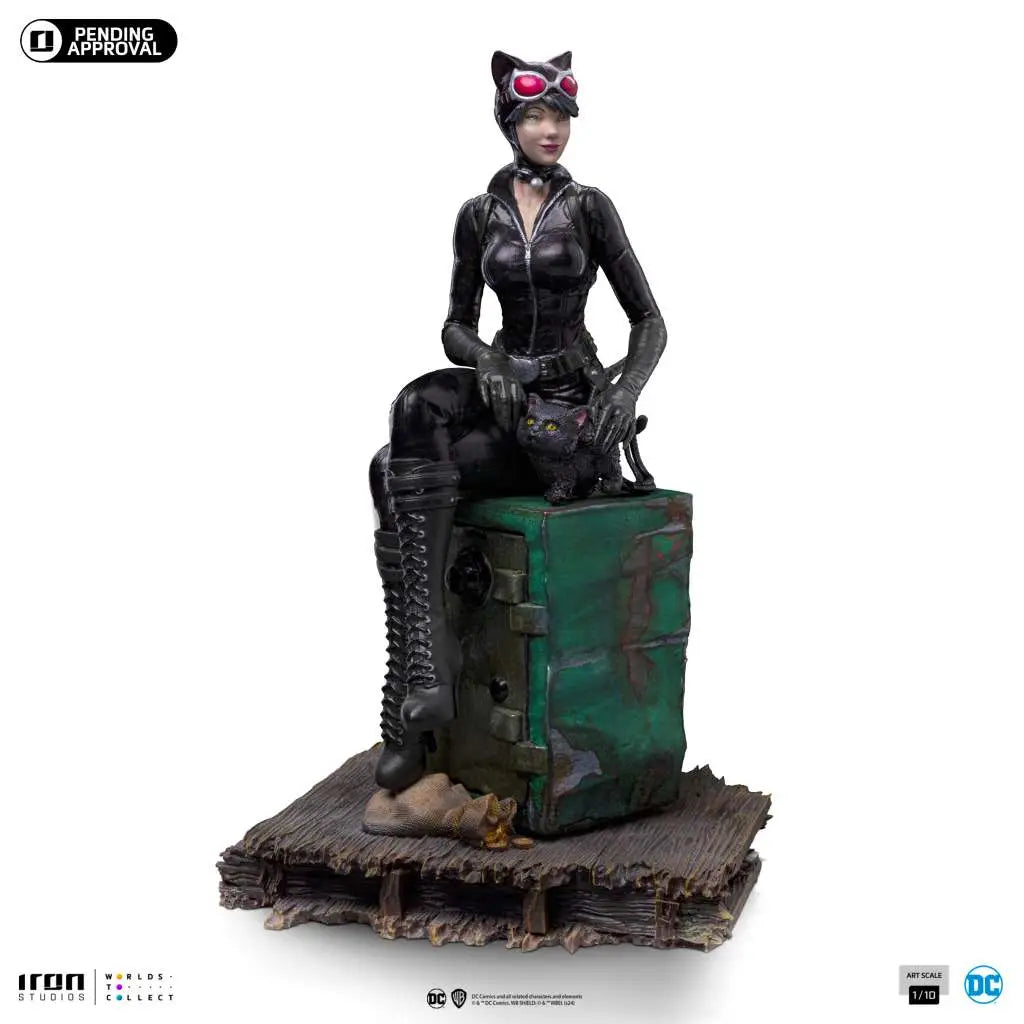 GOTHAM CITY SIRENS CATWOMAN 1/10 Estatua