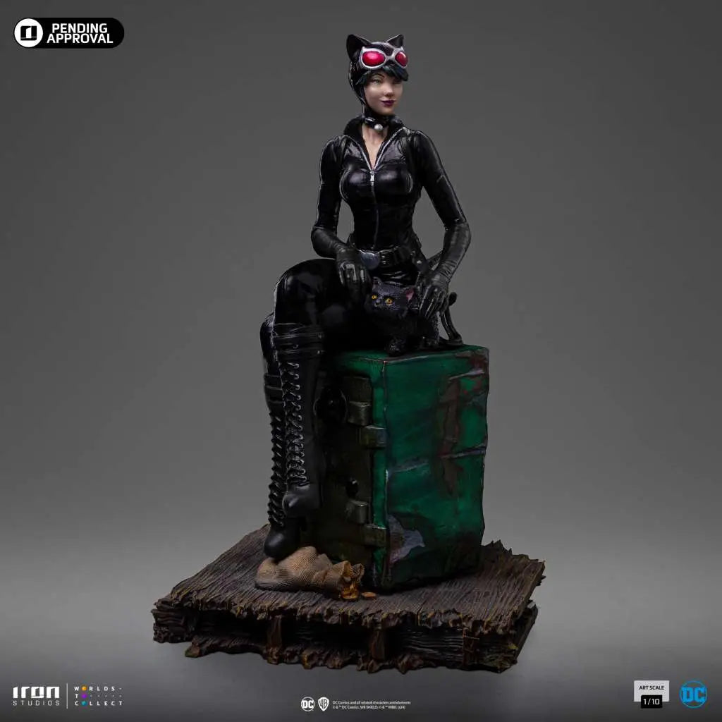 GOTHAM CITY SIRENS CATWOMAN 1/10 Estatua