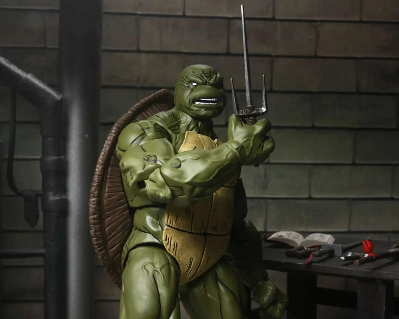Tortugas Ninja (The Last Ronin) Figura Battle Damaged Ronin 18 cm
