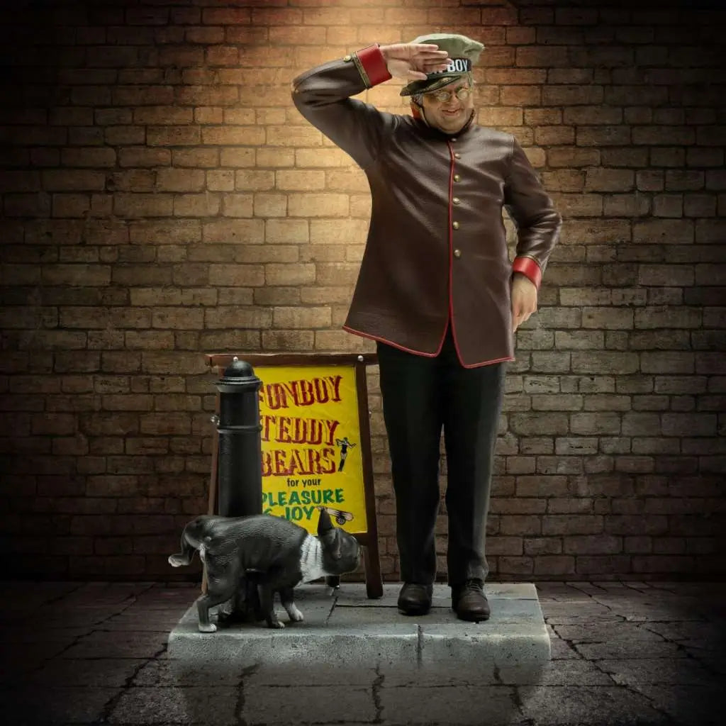 BENNY HILL Estatua 1/6