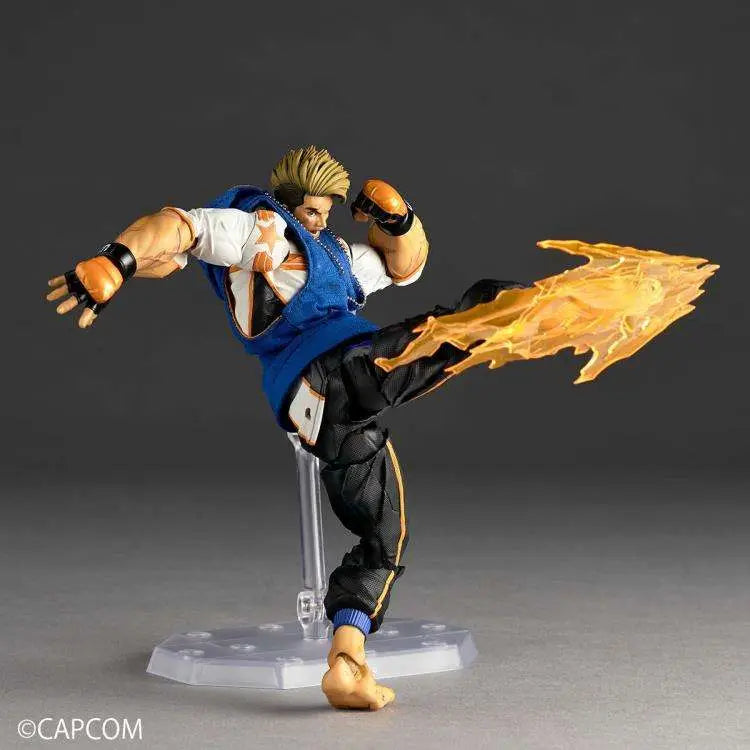 REVOLTECH A.Y. STREET FIGHTER 6 LUKE ACTION Figura