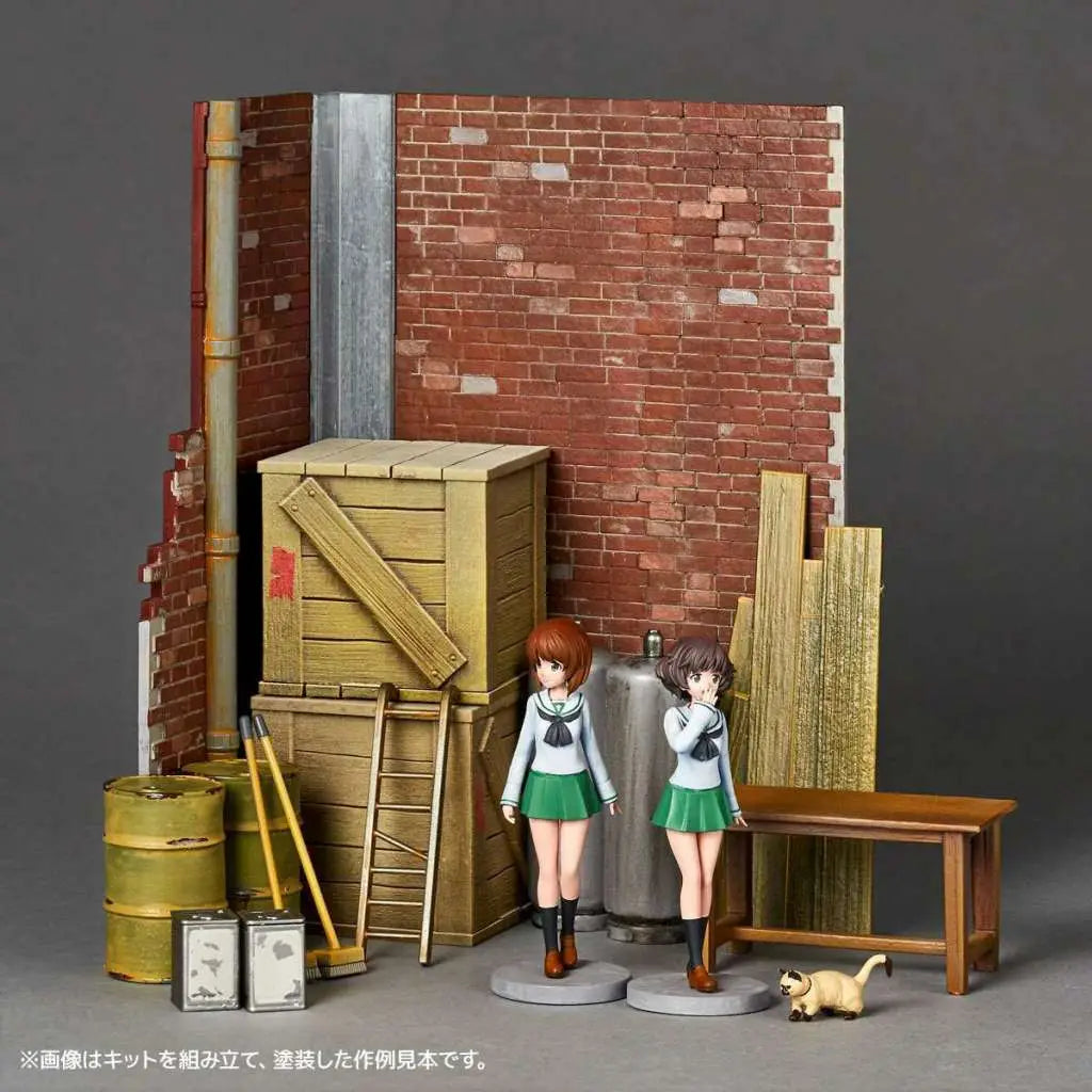 GIRLS UND PANZER LAST CHAPT GARAGE SET (A) ARTPLA MODEL KIT
