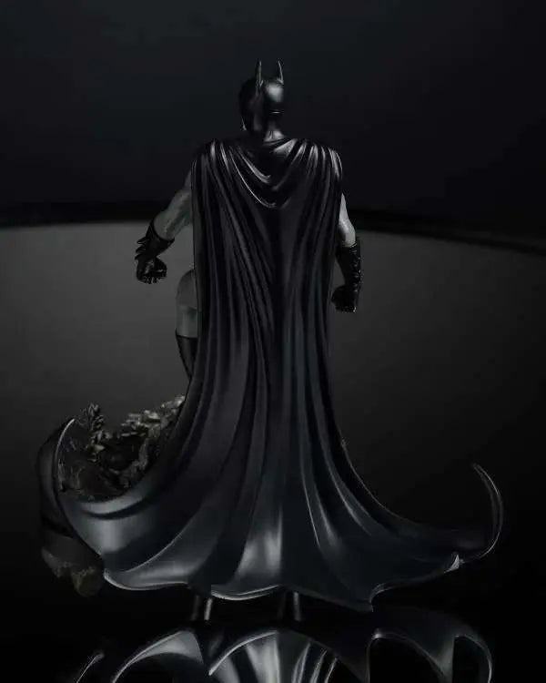 DC Direct Estatua 1/10 Batman by Bjorn Barends (Black White) 18 cm