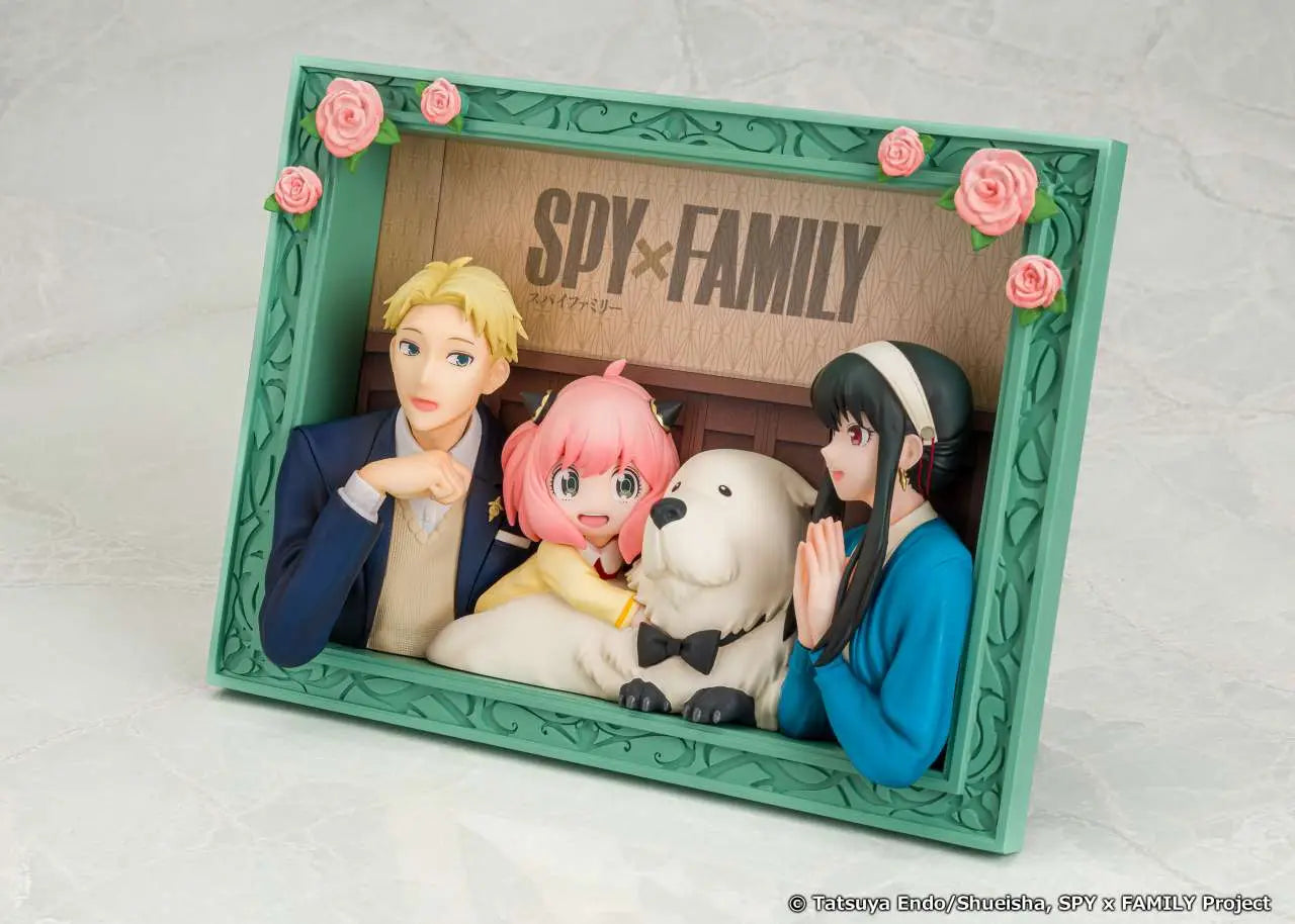 SPY X FAMILY THE FORGERS Figura