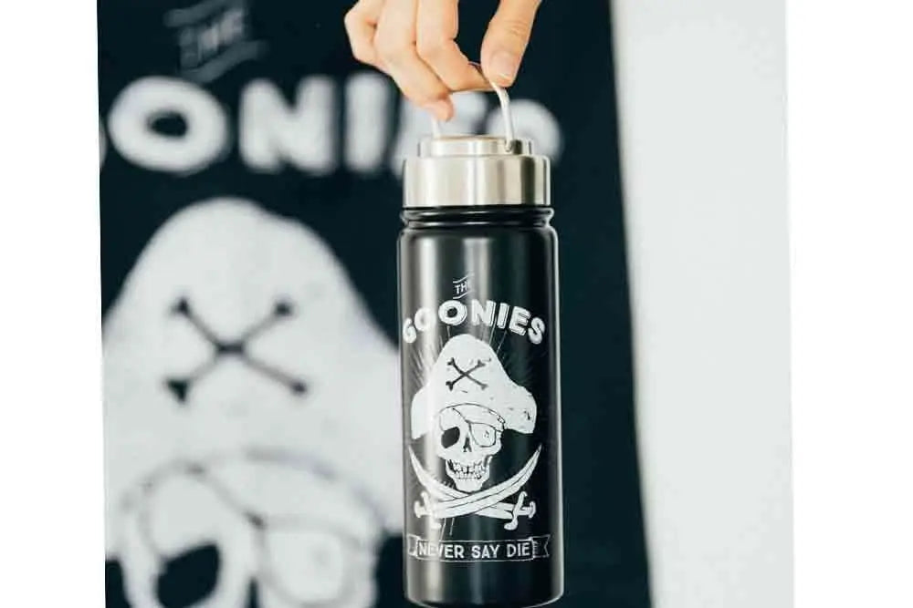 THE GOONIES - WATER Botella