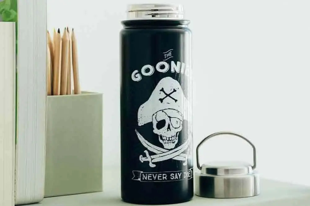 THE GOONIES - WATER Botella