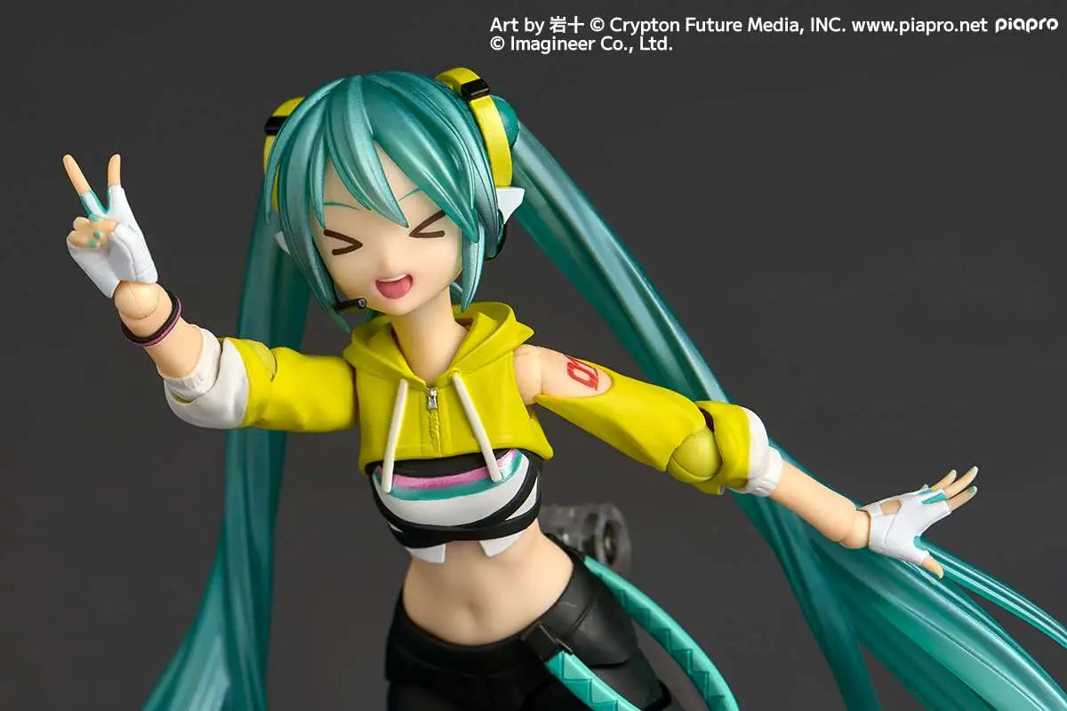 REVOLTECH A.Y. HATSUNE MIKU BOXING VER ACTION Figura
