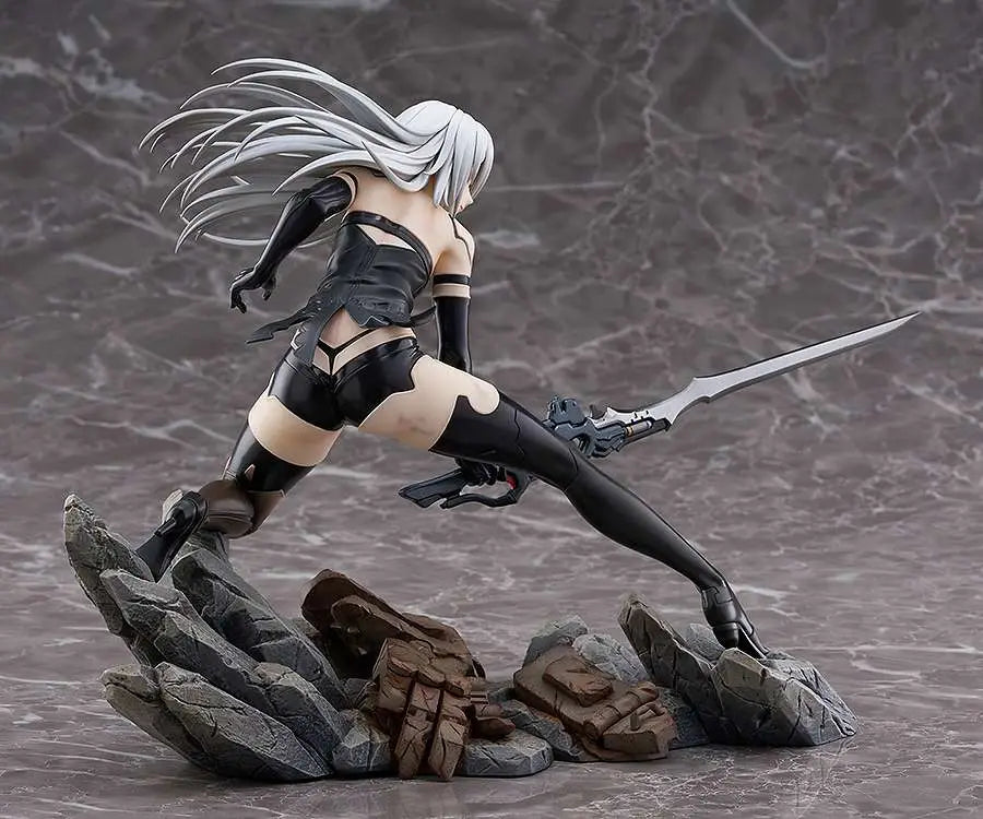 NIER AUTOMATA VER1.1A A2 1/7 Figura