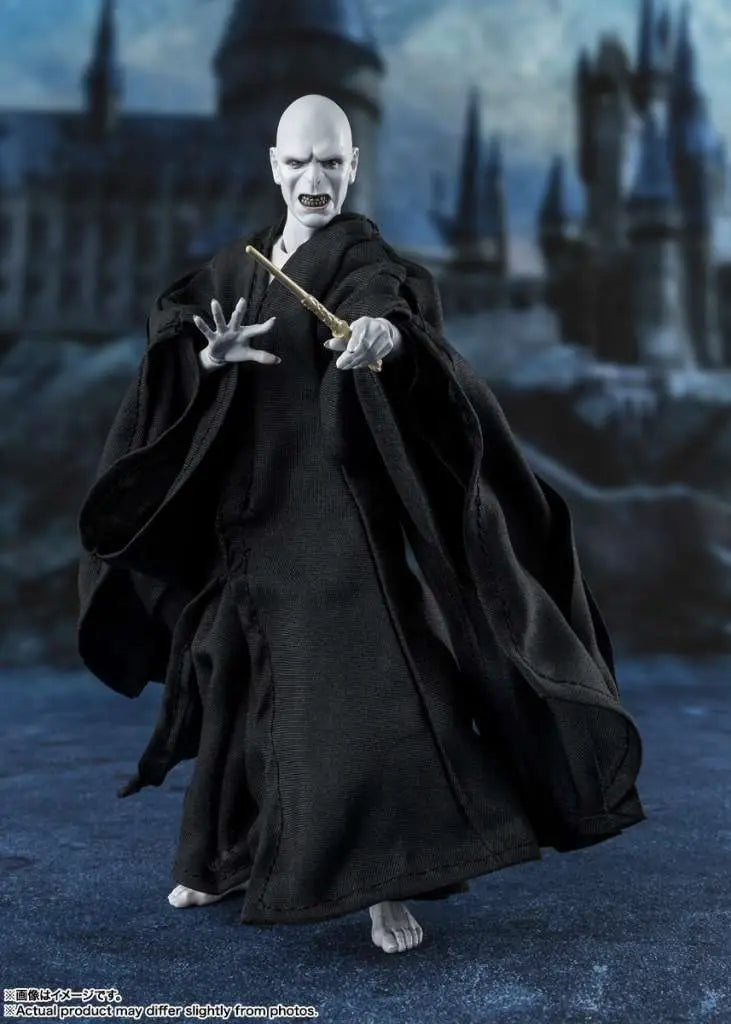 Harry Potter y el cáliz de fuego Figura S.H. Figuarts Lord Voldemort 15 cm
