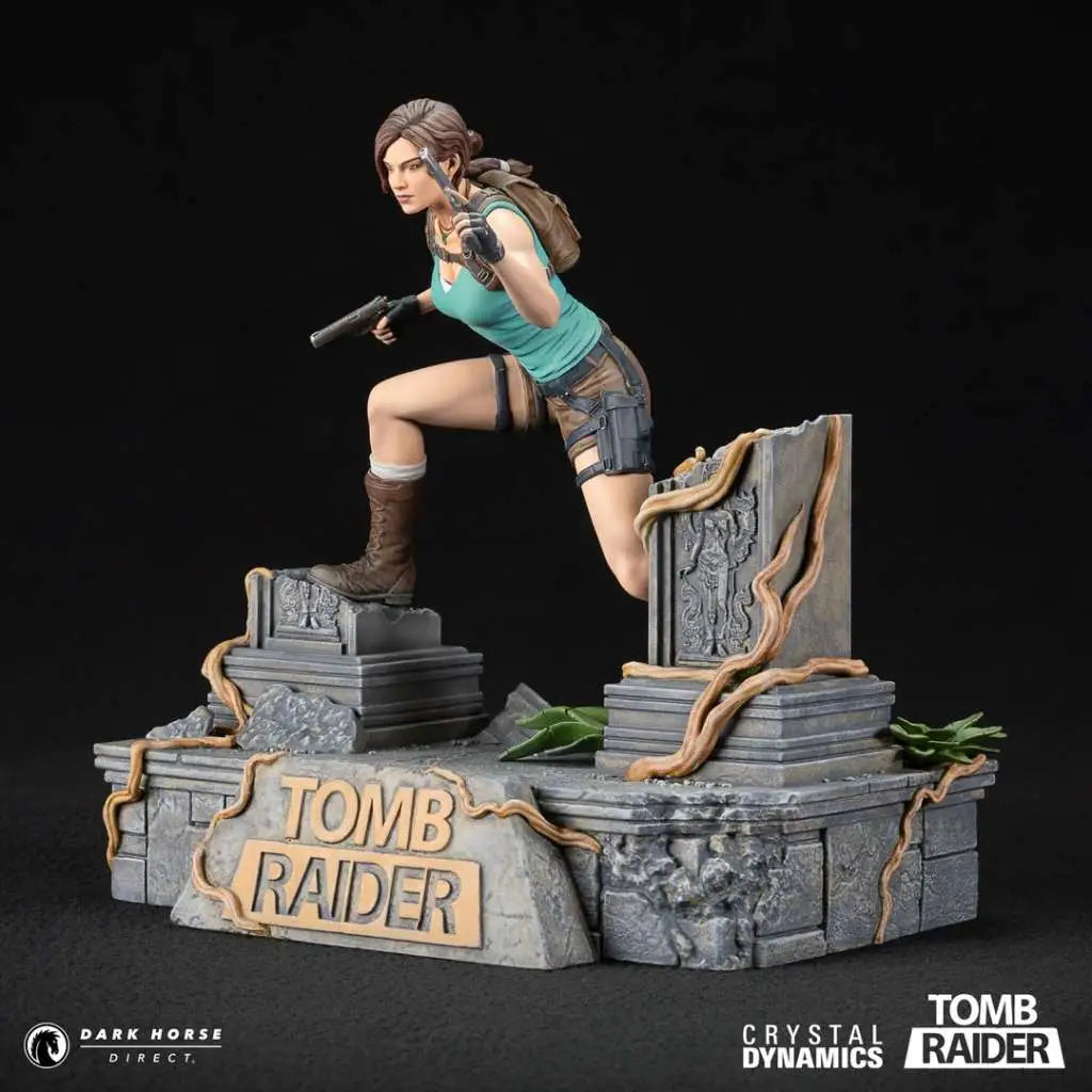 Tomb Raider Estatua PVC Lara Croft 24 cm