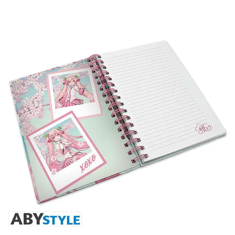 HATSUNE MIKU CHERRY BLOSSOM Libreta A5