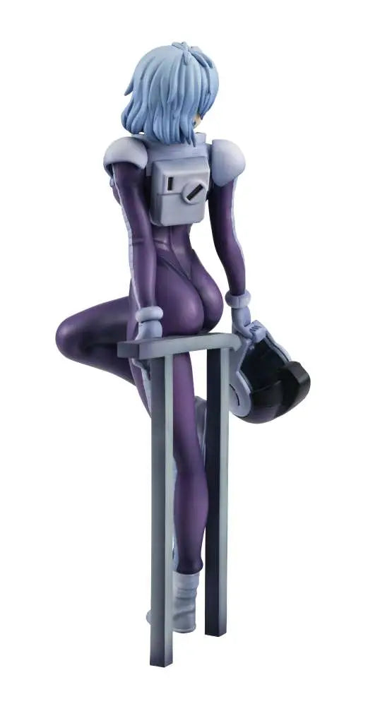 MS GUNDAM 08TH MS TEAM INAH SAKHALIN SNOW NIGHT VER GGG Estatua