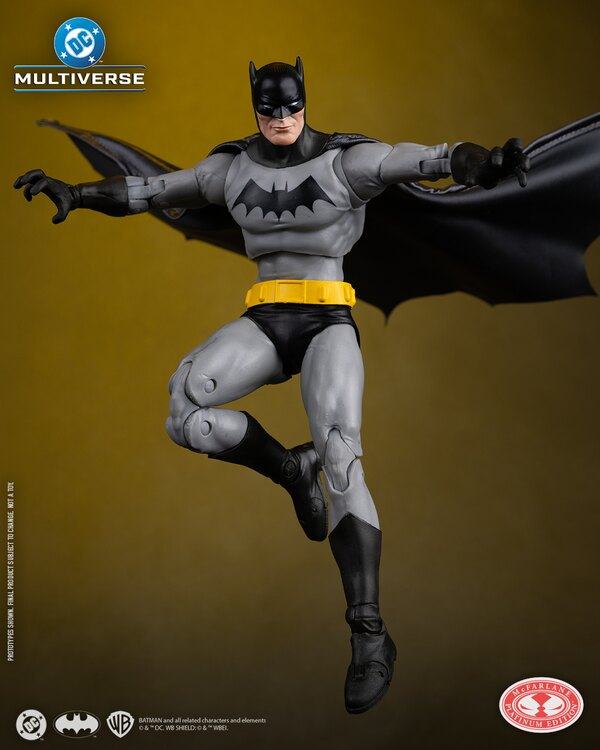 DC MULTIVERSE 7INCH BATMAN #1 PLATINUM ACTION Figura Frikytopia