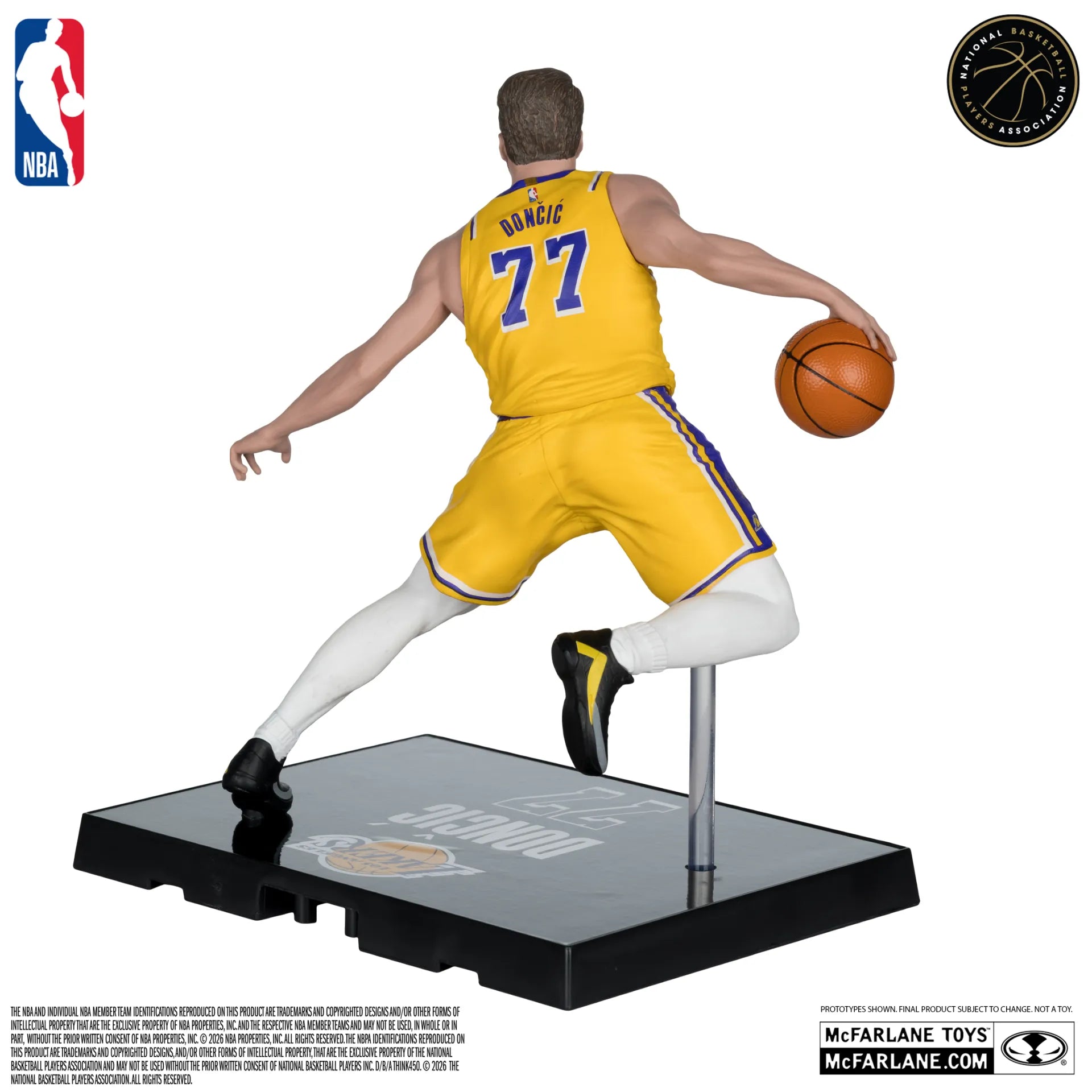 NBA  SPORTSPICKS LUKA DONCIC (LA LAKERS) POSED Figuras