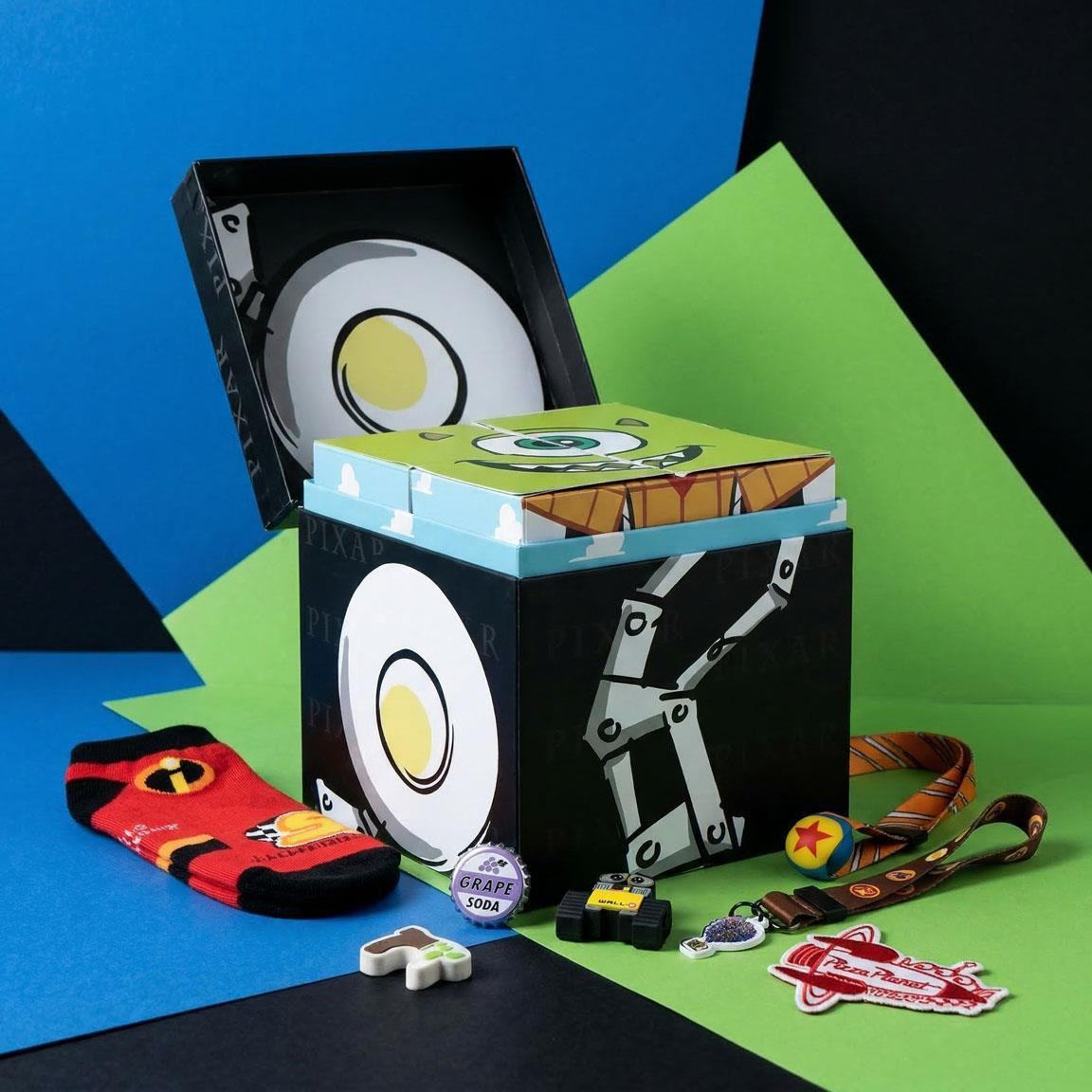 DISNEY PIXAR COLLECTOR GIFT SET