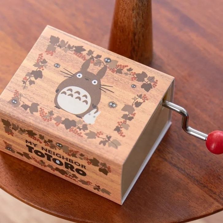 Mi vecino Totoro Caja de música de manivela Autumn Leaf