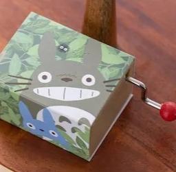 Mi vecino Totoro Caja de música de manivela Totoro Leaf