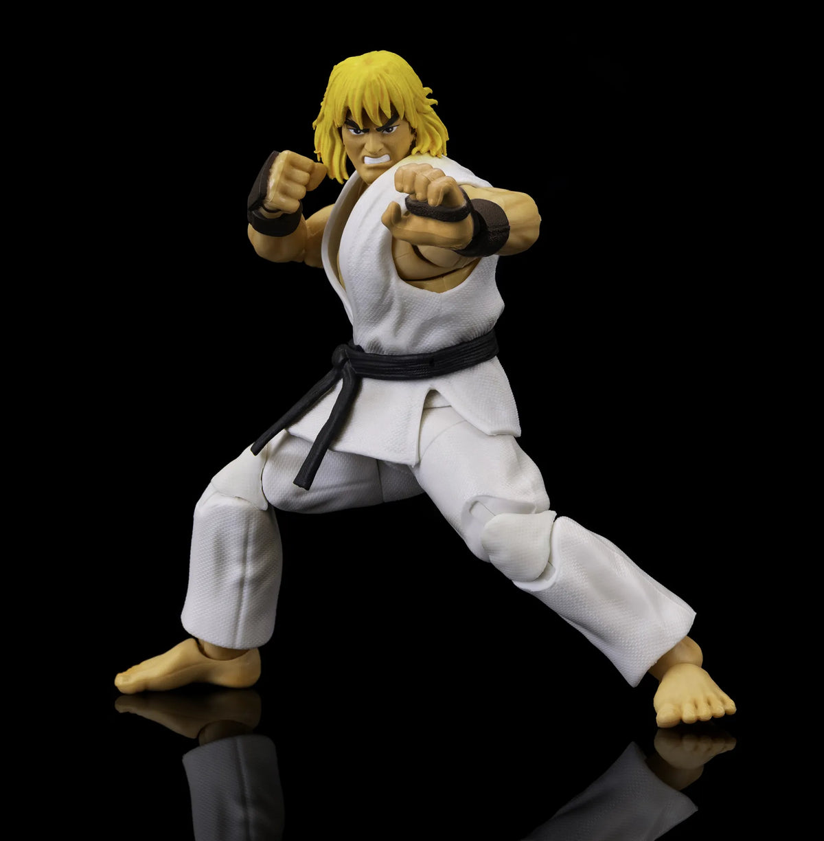 STREET FIGHTER 2 KEN PLAYER 2 WHITE VERSION 1/12 ACTION Figura
