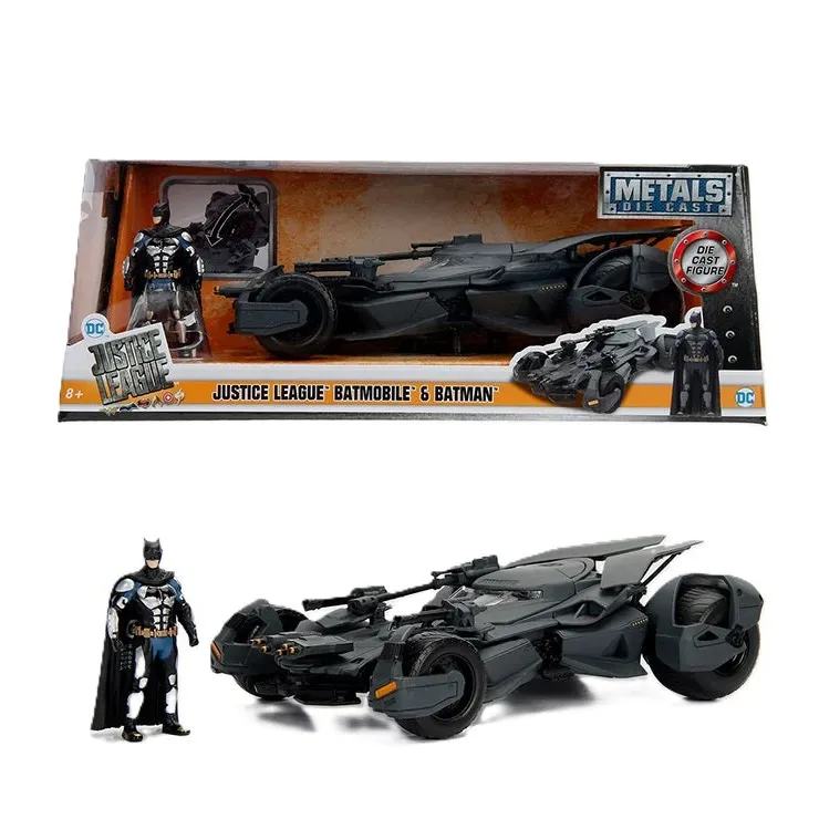 BATMAN JUSTICE LEAGUE BATMAN & BATMOBILE 1/24 DIE-CAST MODEL Frikytopia