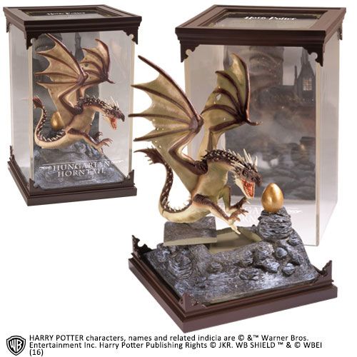 Figura the noble collection harry potter criaturas magicas húngaro cola cuerno
