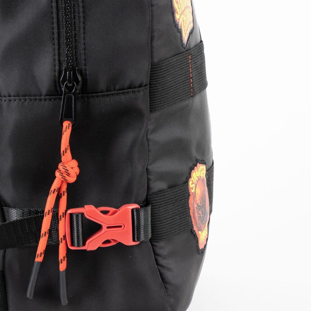 Mochila Stranger Things 27 cm