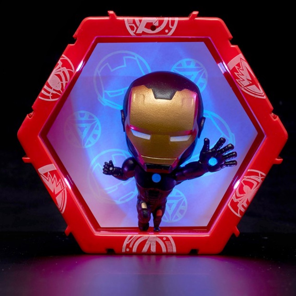 Figura wow! pod marvel iron man (black & gold armour)
