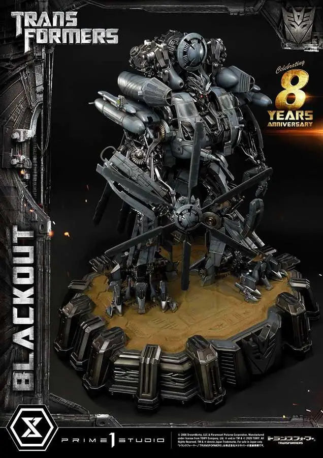 TRANSFORMERS BLACKOUT Estatua Frikytopia