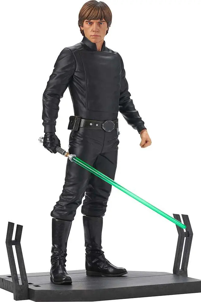 SW ROTJ LUKE SKYWALKER MILESTONES Estatua Frikytopia