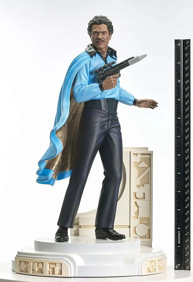 SW MILESTONES ESB LANDO Estatua