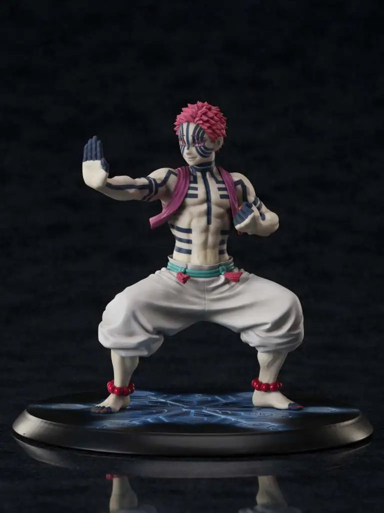 DEMON SLAYER AKAZA 1/8 Figura