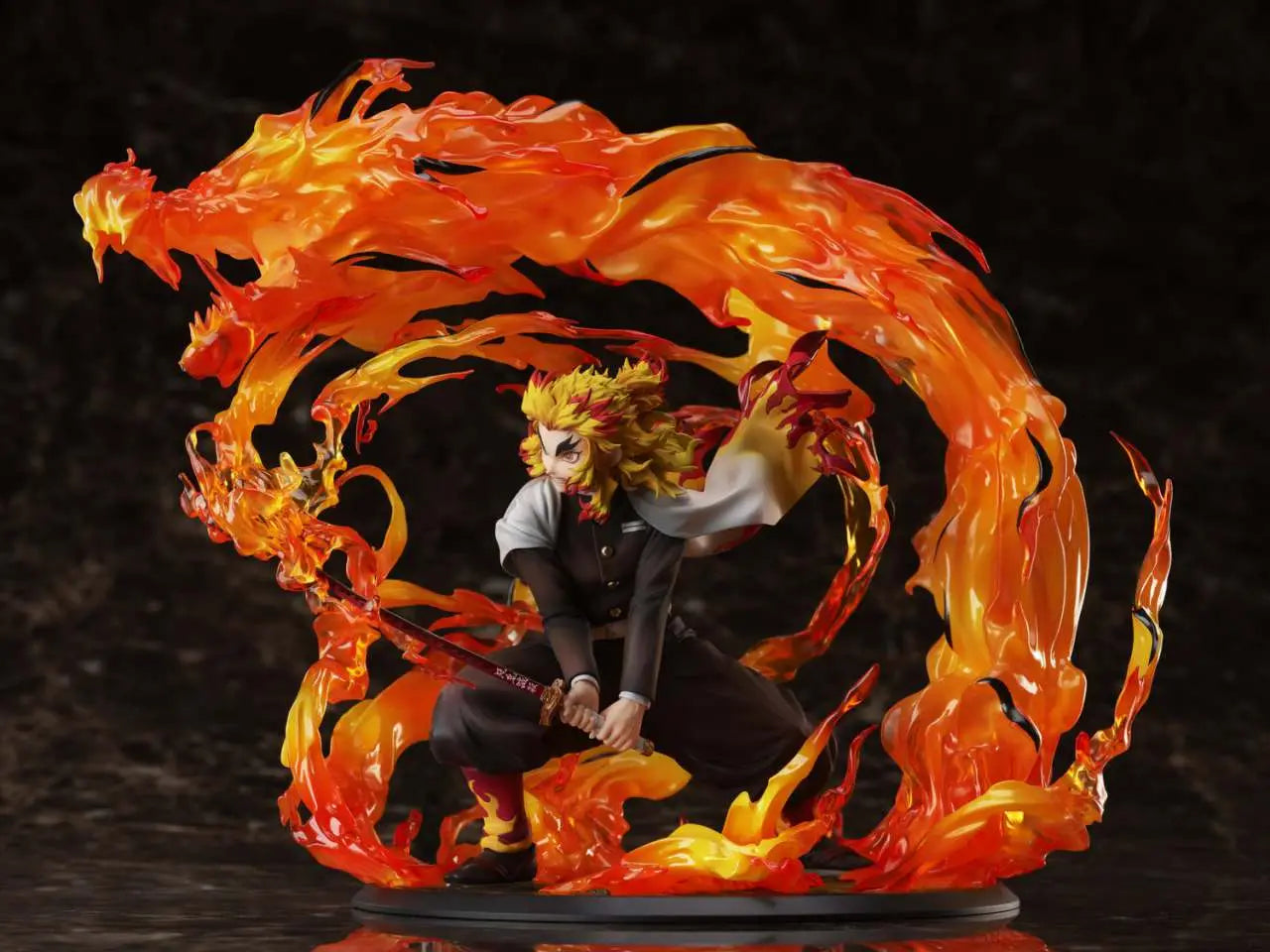 DEMON SLAYER KYOJURO 1/8 Figura