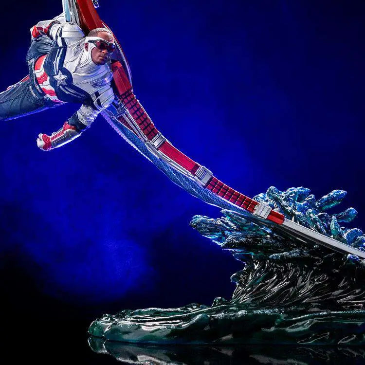 CAP.AMERICA SAM WILSON DLX 1/10 Estatua
