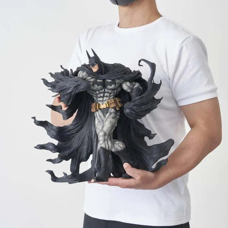 SOFBINAL BATMAN HARD BLACK VER. Estatua