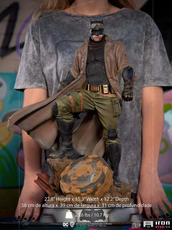 JL SNYDER KNIGHTMARE BATMAN 1/4 Estatua