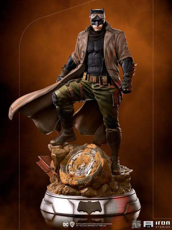 JL SNYDER KNIGHTMARE BATMAN 1/4 Estatua Frikytopia