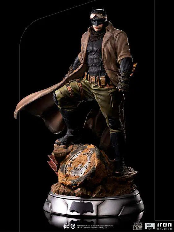 JL SNYDER KNIGHTMARE BATMAN 1/4 Estatua