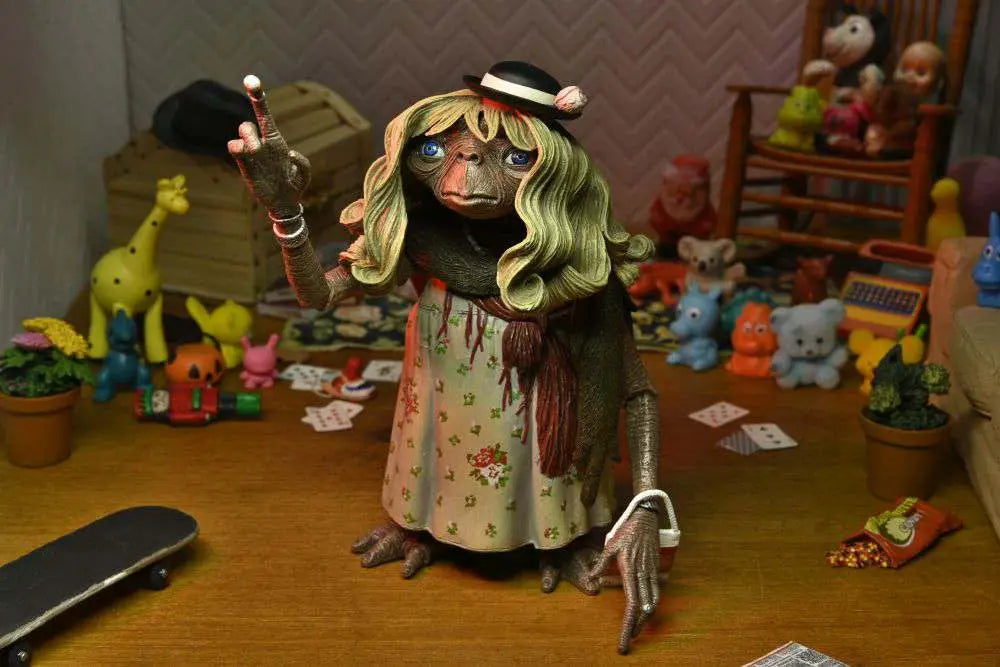 Figura neca e t el extraterrestre ultimate dress up e t 40 aniversario
