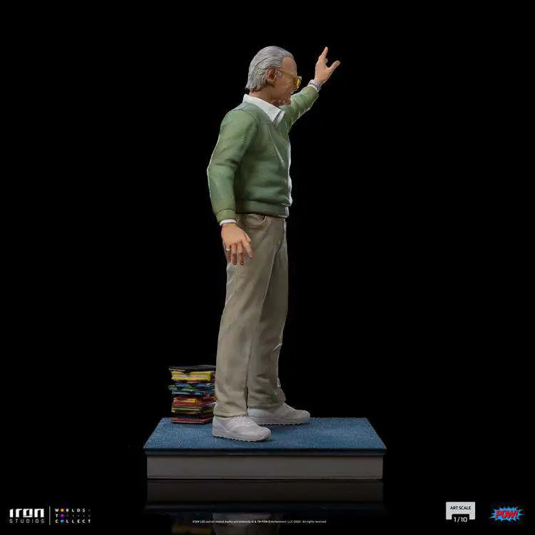 STAN LEE LEGENDARY YEARS 1/10 Estatua