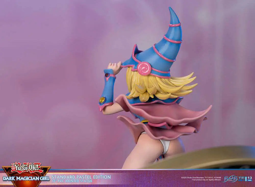 YUGIOH DARK MAGICIAN GIRL PASTEL Estatua