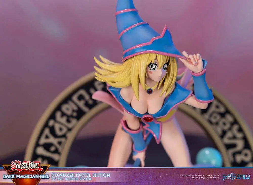 YUGIOH DARK MAGICIAN GIRL VIBRANT Estatua