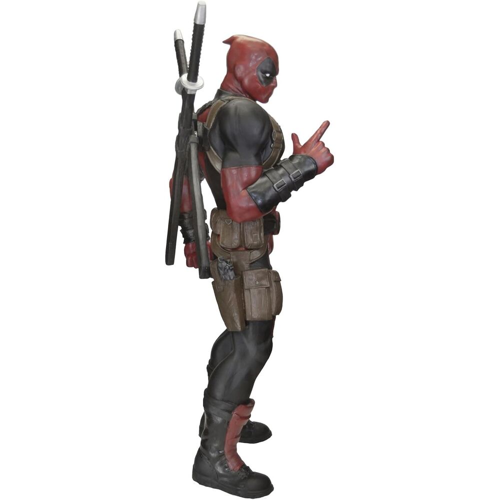 Figura neca marvel deadpool tamano real