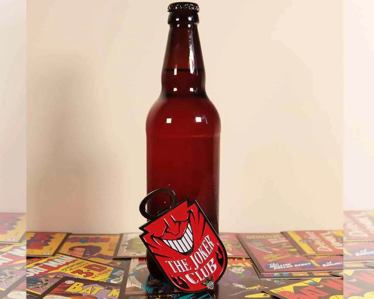 DC COMICS: Batman - The Joker Botella Opener