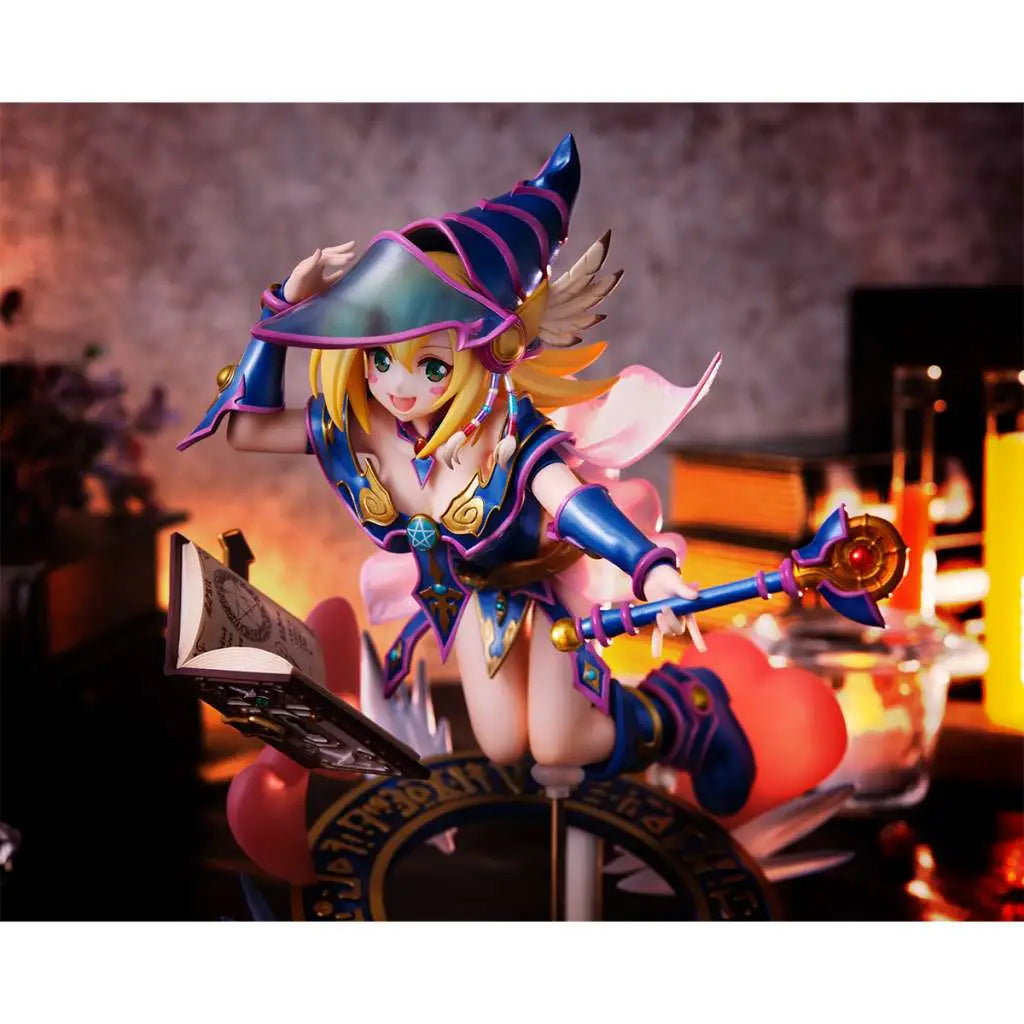YU-GI-OH! DUEL MONSTERS DARK MAGICIAN GIRL Estatua Frikytopia
