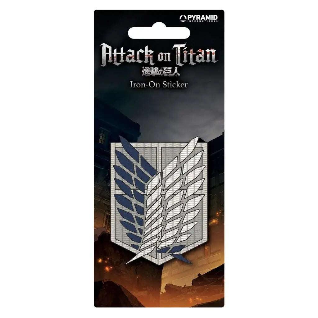 ATTACK ON TITAN S4 IRON ON Pegatina Frikytopia