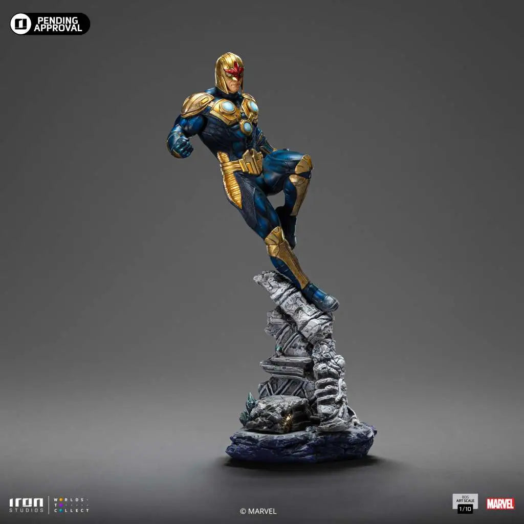 INFINITY GAUNTLET NOVA REGULAR 1/10 Estatua