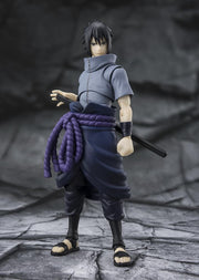 Figura tamashii nations naruto shippuden s.h.figuarts sasuke uchiha - solitary shinobi -