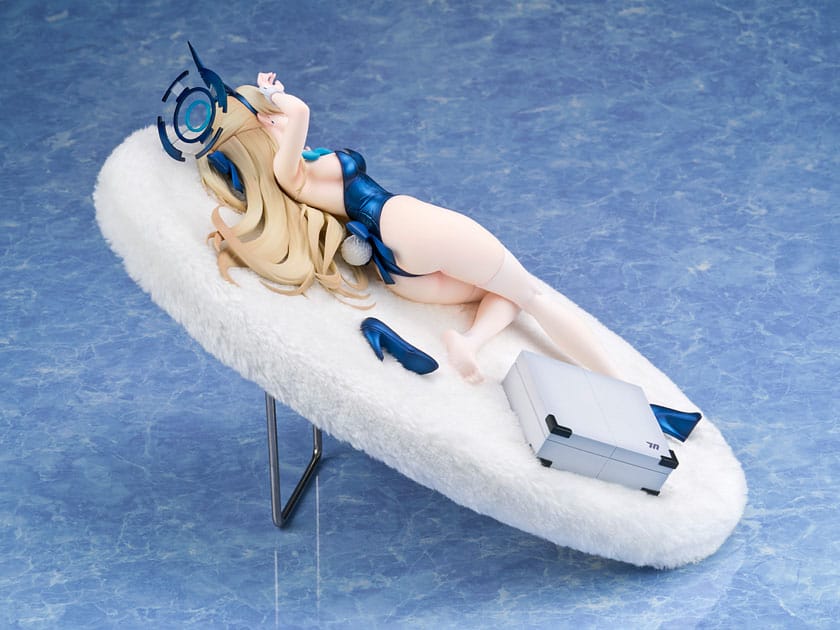 Blue Archive Estatua PVC 1/7 Toki (Bunny Girl) Memorial Lobby Ver. 30 cm