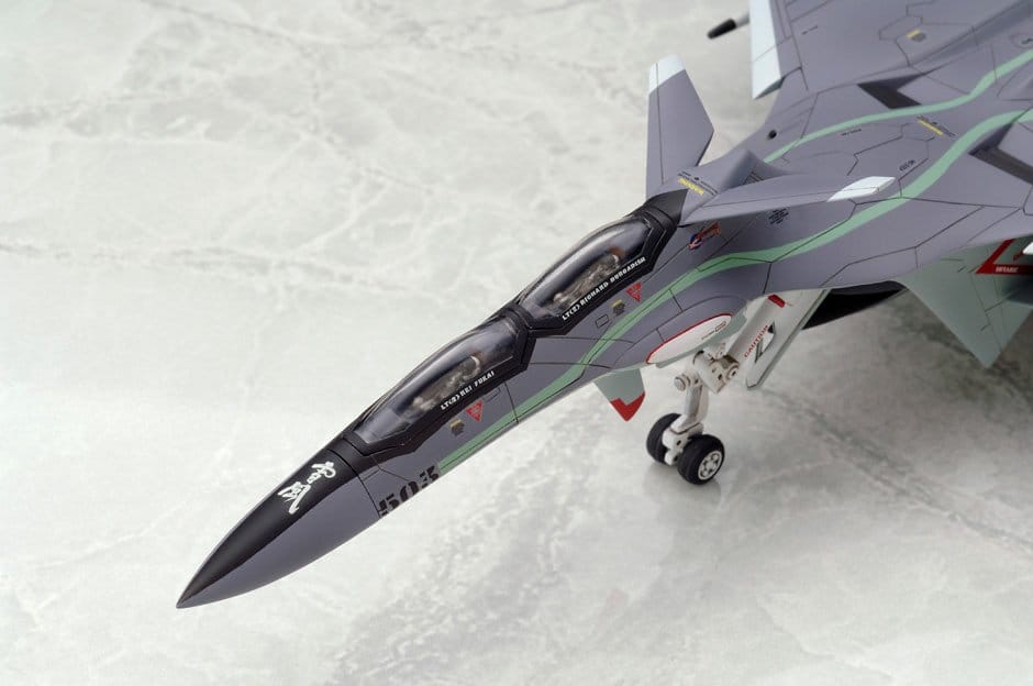 Yukikaze Fairy Air Force Tactical Reconnaissance Kit de Modelismo 1/100 FFR-31MR/D Super Sylph Yukikaze Renewal Ver. 22 cm